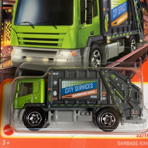 Matchbox Garbage King Trash Disposal Truck MBX Metro 2024 MB32 2024 Mattel New - Picture 5 of 5